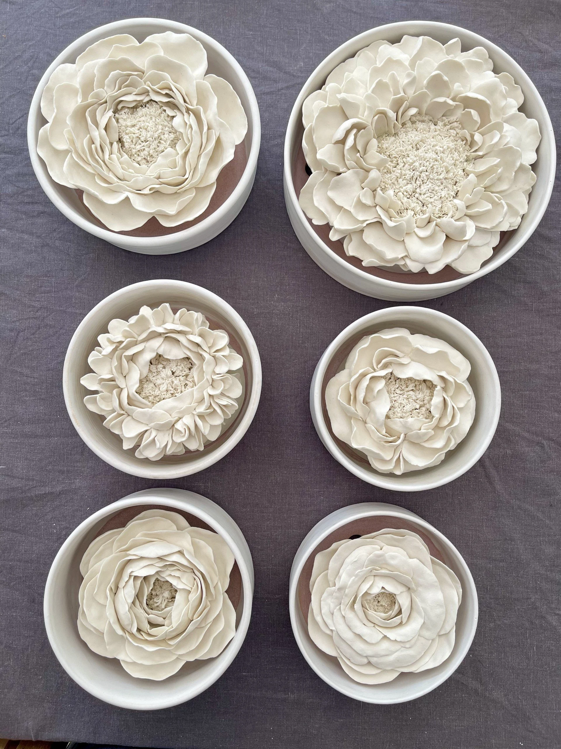 ELAICE E-KAIRO CARRE フラワー Metallic Frikartii Aster Ceramic Wall Flower | Chive